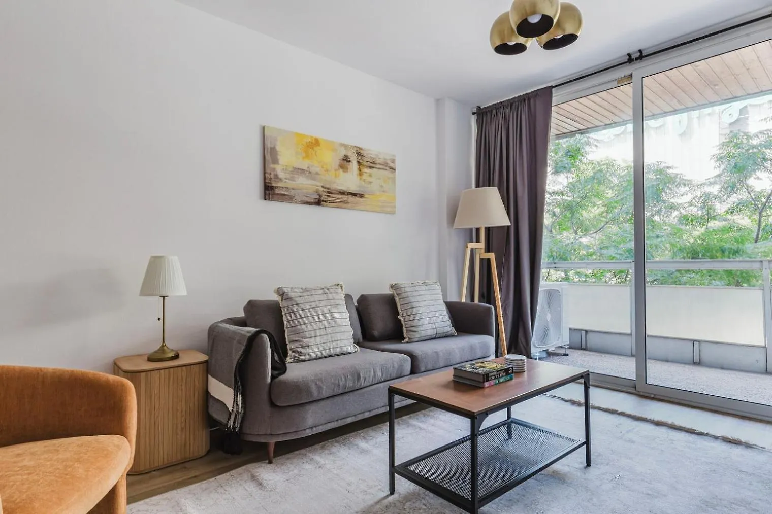 Blueground Les Corts Balcony Ac Wd Bcn-157 Apartment Barcelona
