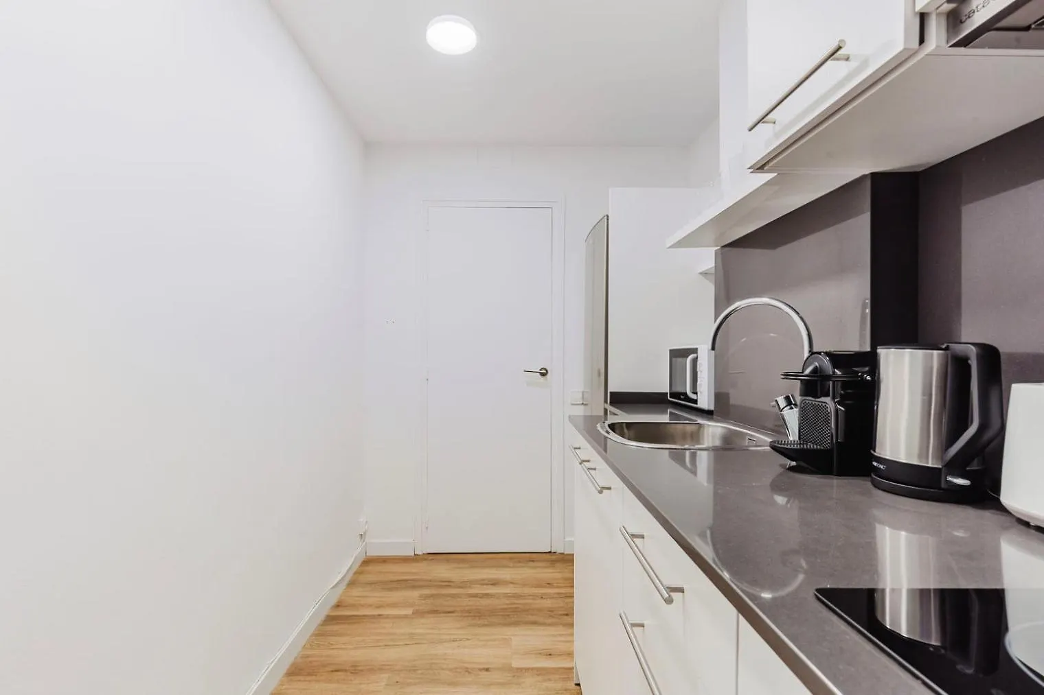 Blueground Les Corts Balcony Ac Wd Bcn-157 Apartment Barcelona Spain
